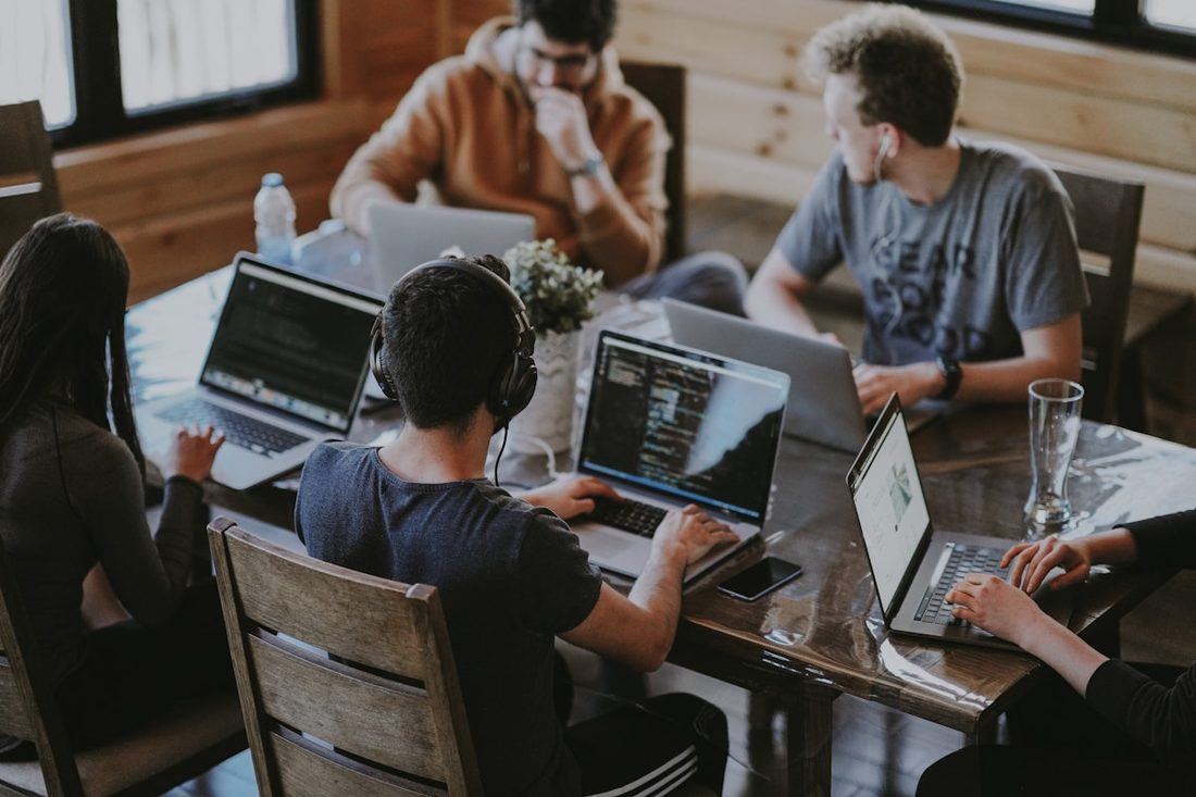 乐鱼体育APP · 个人码头（界面示意）